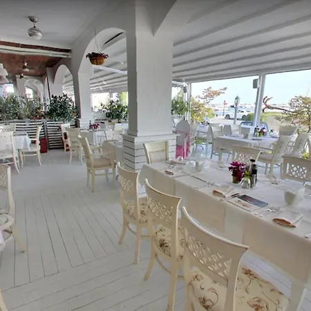 Apartamento Royal Palm Seaview Sveti Vlas