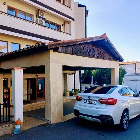 Royal Palm Seaview Apartamento Sveti Vlas
